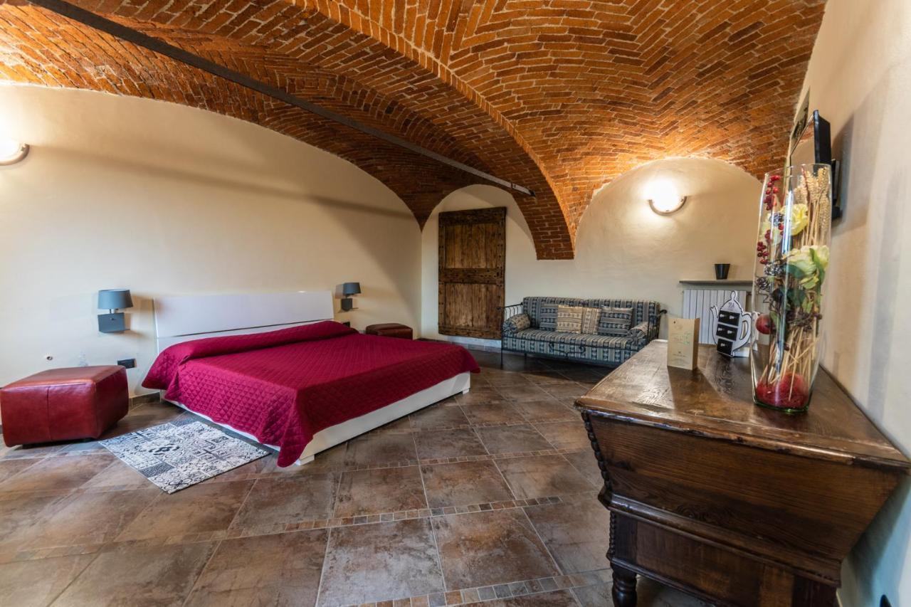 Casa Furno Certe Notti Langhe Bed & Breakfast エクステリア 写真